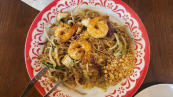 합정 태국음식 낀낀 똠얌누들 팟타이 후기